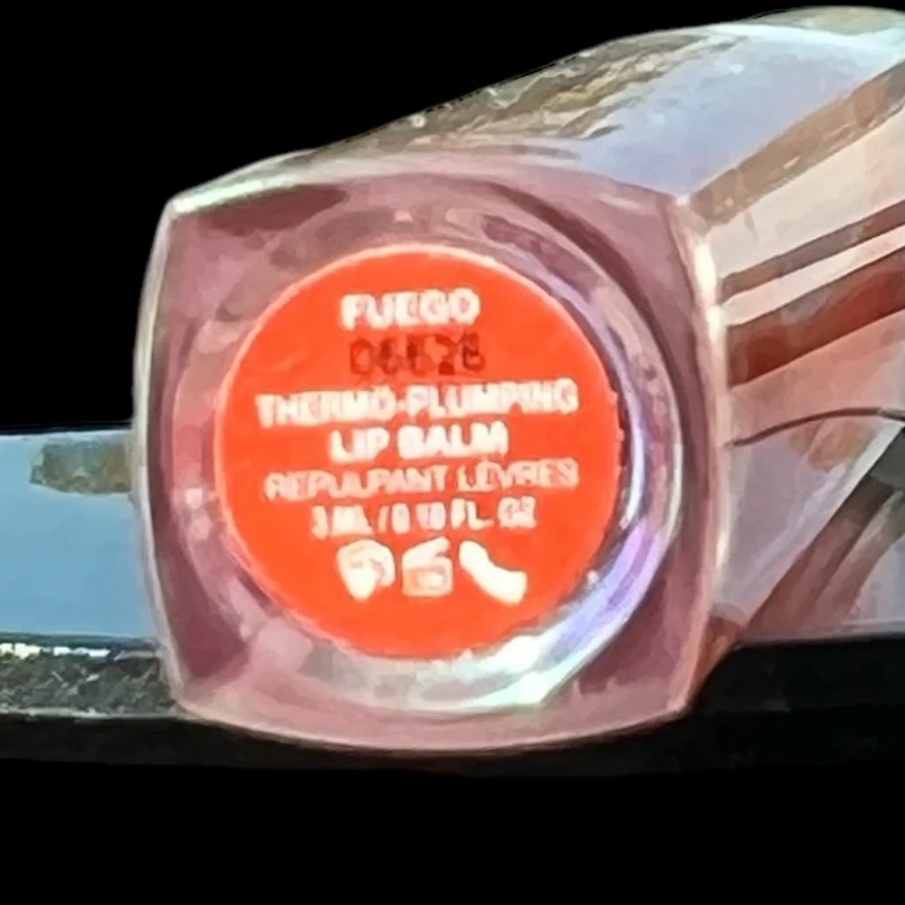 Huda Beauty Spicy Silk Plumping Balm